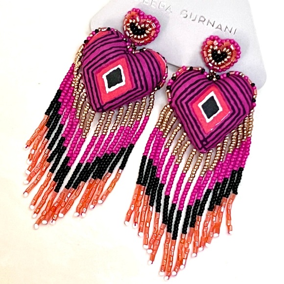 πΊπHPππΊ NWT Deepa Gurnani Beaded Heart Fringe Chandeliers - Picture 11 of 12
